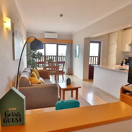 Апартаменты New Wow Beach Flat - 300mts To Beach Elevator Wifi Портиман